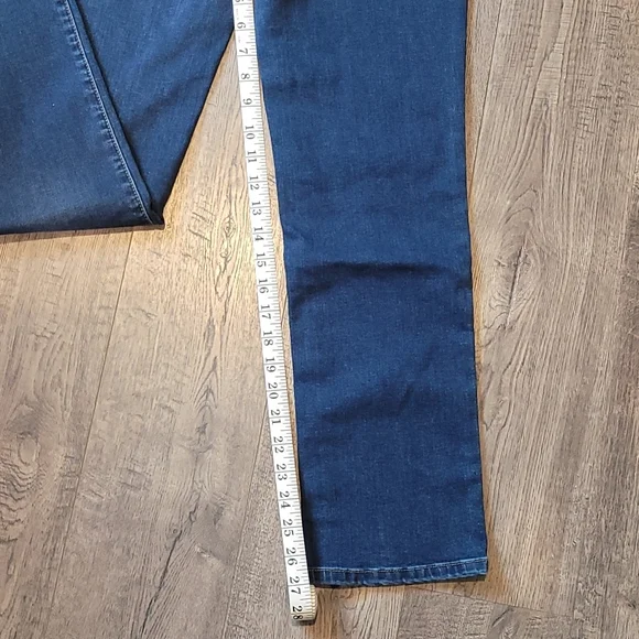 Joe Jeans Hedda hi rise straight leg women's size 25. New with tags. - Picture 6 of 7